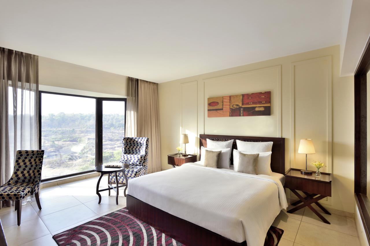 Novotel Imagicaa Khopoli Eksteriør bilde